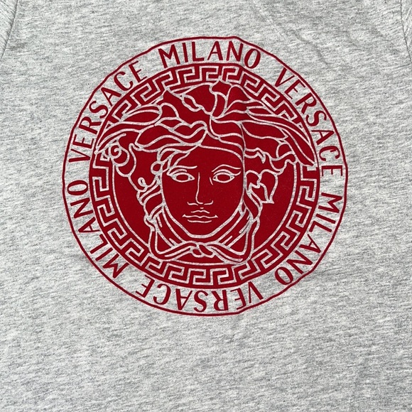 Authentic Versace T-Shirt - Picture 3 of 4